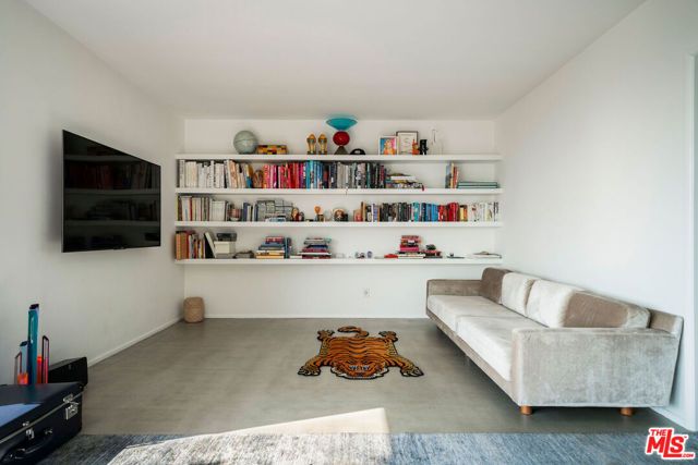 4575 Dundee Drive, Los Angeles, CA 90027