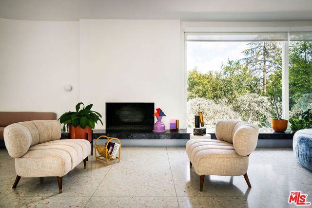 4575 Dundee Drive, Los Angeles, CA 90027