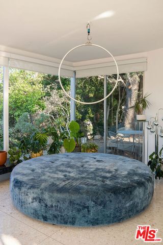 4575 Dundee Drive, Los Angeles, CA 90027
