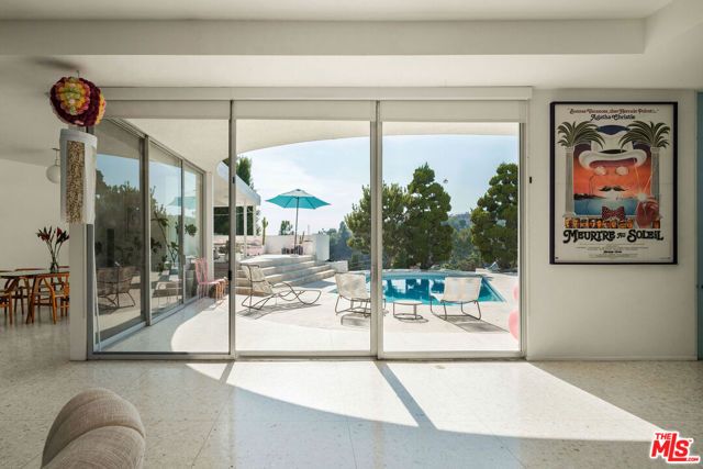 4575 Dundee Drive, Los Angeles, CA 90027