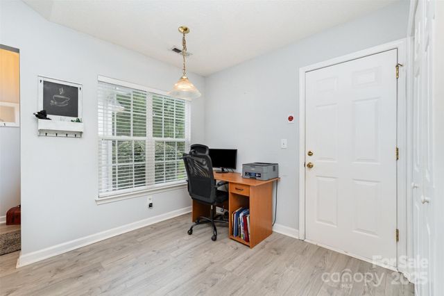 3619 Dashiel Drive, Charlotte, NC 28262