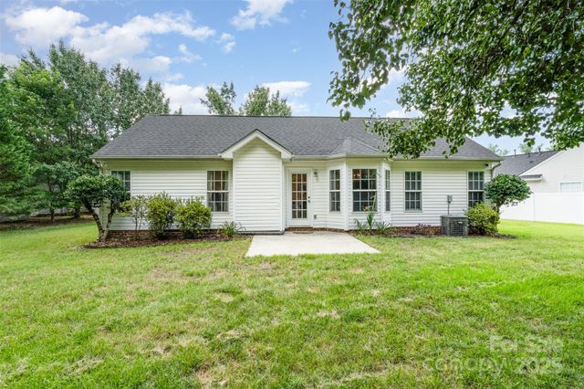 3619 Dashiel Drive, Charlotte, NC 28262