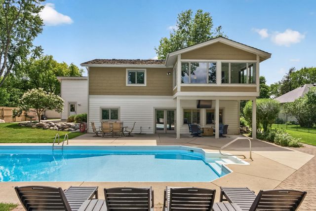 12510 Overlook Road, Dayton, MN 55327