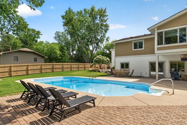 12510 Overlook Road, Dayton, MN 55327