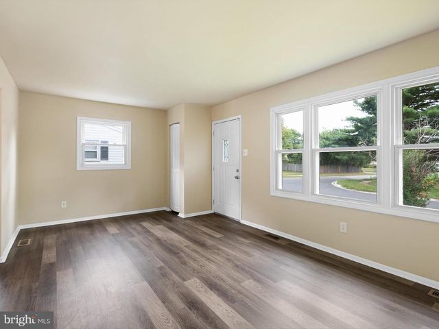 46 HOLDEN DR, New Castle, DE 19720