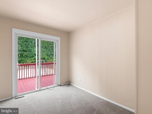 46 HOLDEN DR, New Castle, DE 19720