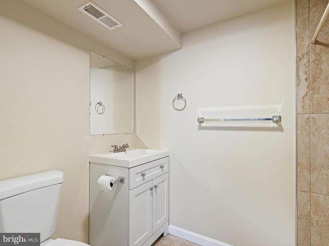 46 HOLDEN DR, New Castle, DE 19720