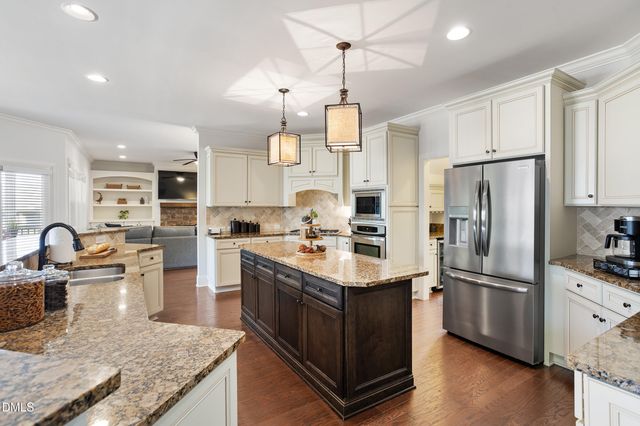 209 Ashdown Forest Lane, Cary, NC 27519