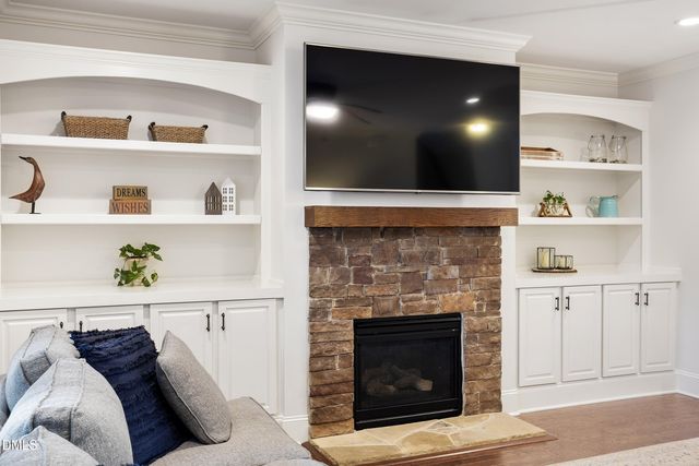 209 Ashdown Forest Lane, Cary, NC 27519