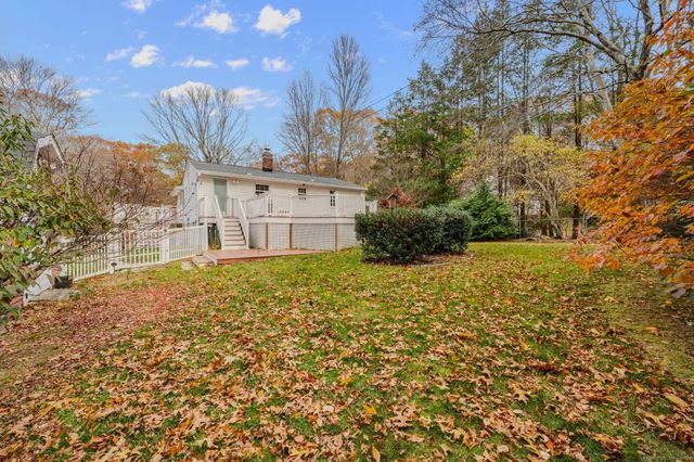 25 Marion Drive, East Lyme, CT 06333