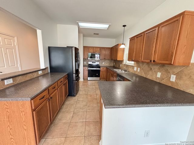 10730 Impala, San Antonio, TX 78245