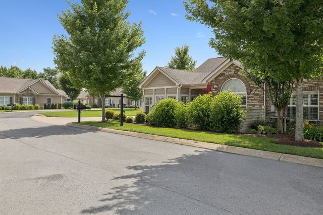 2462 Bridgeway St, Murfreesboro, TN 37128