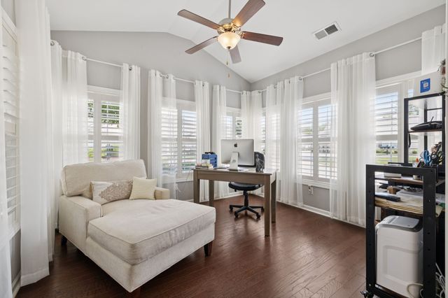 2462 Bridgeway St, Murfreesboro, TN 37128