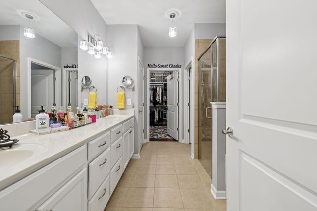 2462 Bridgeway St, Murfreesboro, TN 37128