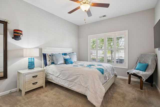 2462 Bridgeway St, Murfreesboro, TN 37128