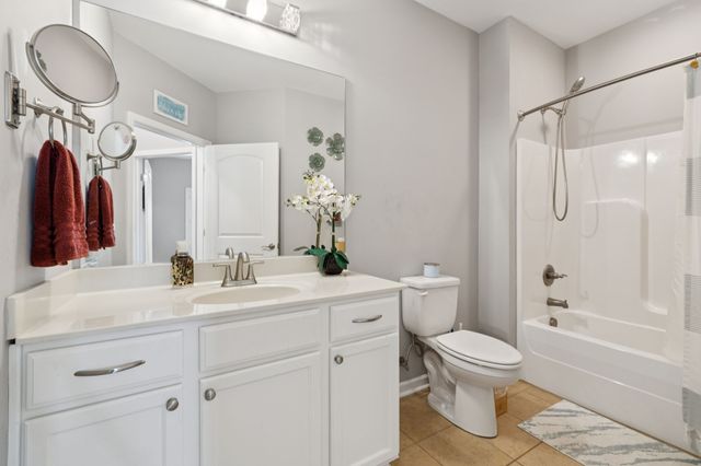 2462 Bridgeway St, Murfreesboro, TN 37128