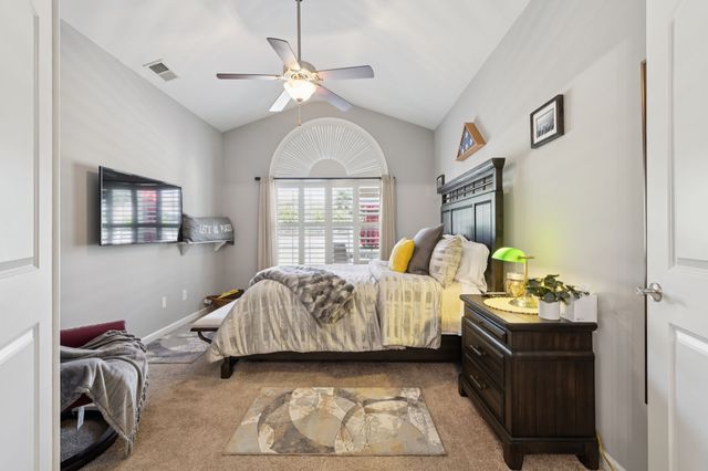 2462 Bridgeway St, Murfreesboro, TN 37128