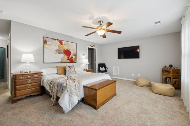 2462 Bridgeway St, Murfreesboro, TN 37128