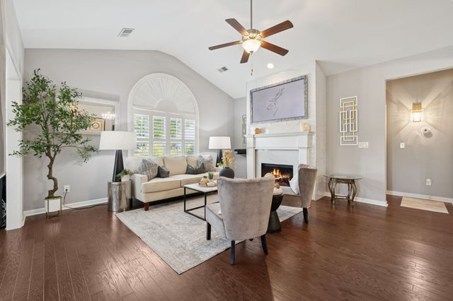 2462 Bridgeway St, Murfreesboro, TN 37128