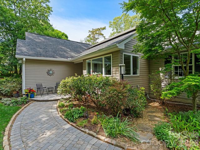 15 Baird Alley, Asheville, NC 28804
