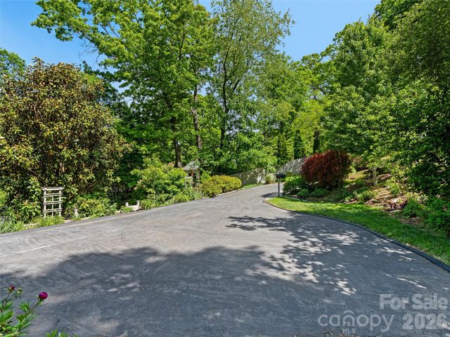 15 Baird Alley, Asheville, NC 28804