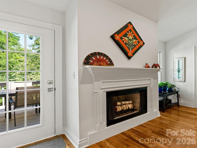 15 Baird Alley, Asheville, NC 28804