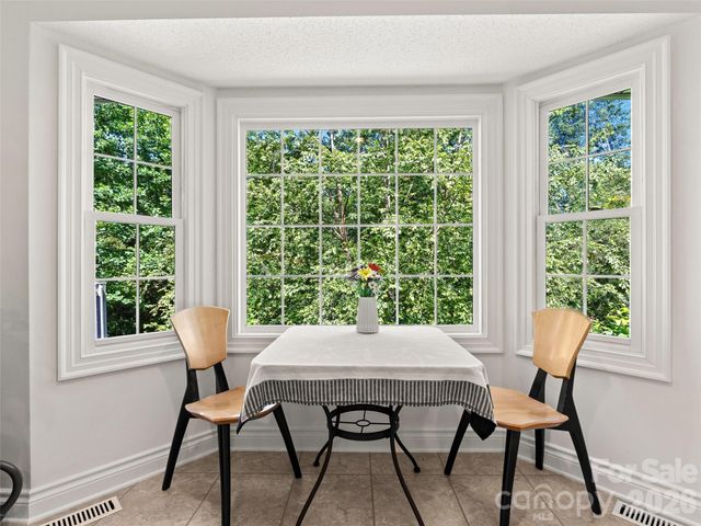 15 Baird Alley, Asheville, NC 28804