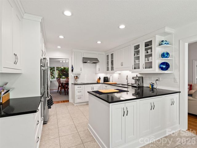 15 Baird Alley, Asheville, NC 28804