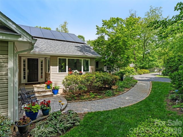 15 Baird Alley, Asheville, NC 28804
