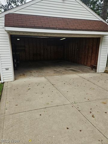 4764 Burleigh Road, Garfield Heights, OH 44125