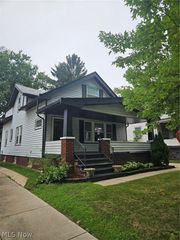 4764 Burleigh Road, Garfield Heights, OH 44125