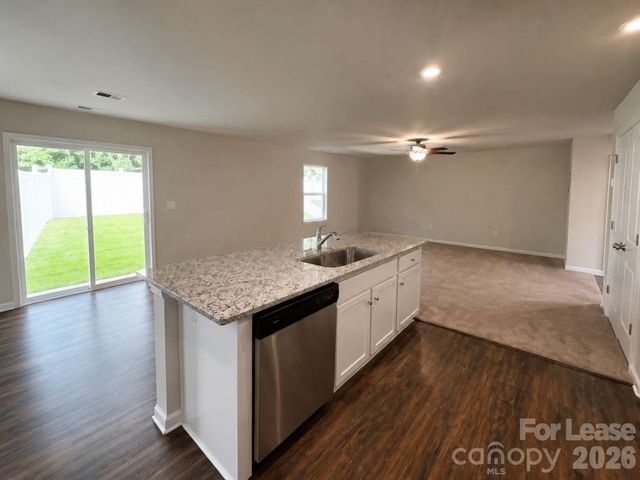 9123 Creedmore Hills Drive, Charlotte, NC 28214