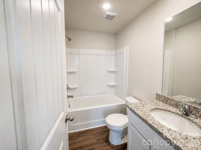 9123 Creedmore Hills Drive, Charlotte, NC 28214