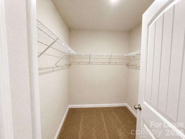 9123 Creedmore Hills Drive, Charlotte, NC 28214