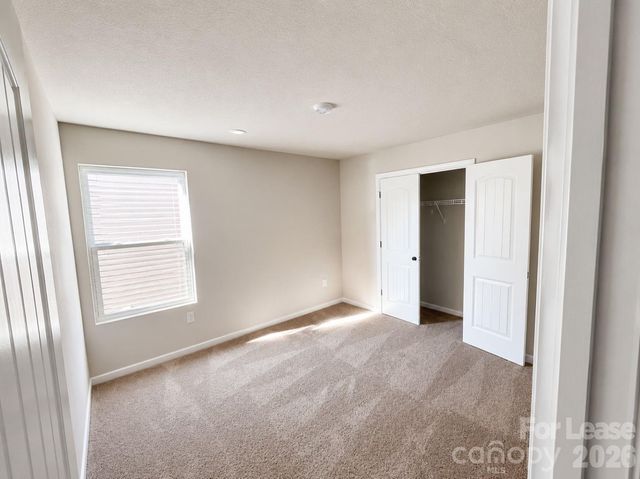 9123 Creedmore Hills Drive, Charlotte, NC 28214