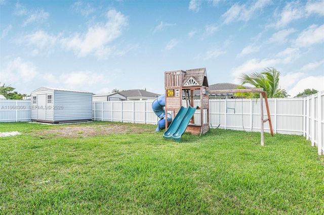 15961 SW 307th Ter 0, Homestead, FL 33033