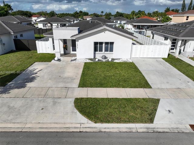 15961 SW 307th Ter 0, Homestead, FL 33033