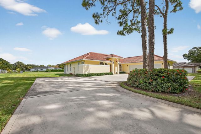 5649 Sea Biscuit Road, Palm Beach Gardens, FL 33418