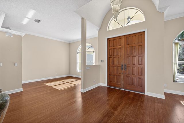 5649 Sea Biscuit Road, Palm Beach Gardens, FL 33418