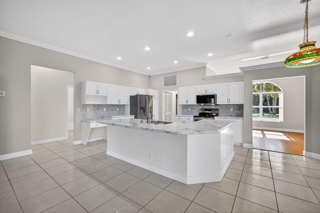 5649 Sea Biscuit Road, Palm Beach Gardens, FL 33418