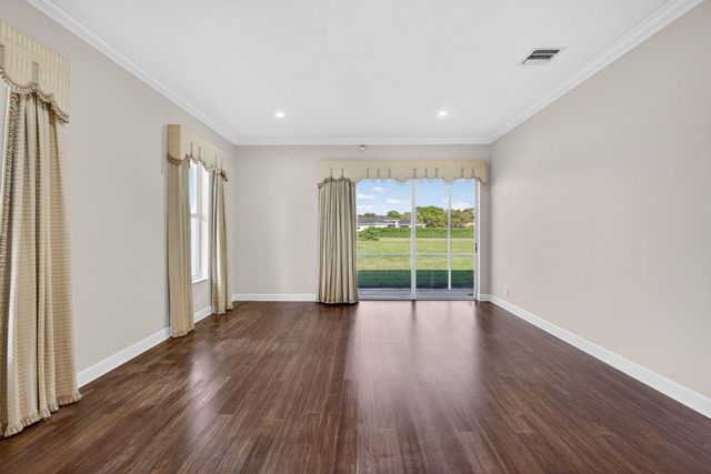 5649 Sea Biscuit Road, Palm Beach Gardens, FL 33418