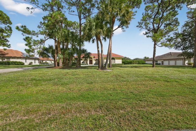 5649 Sea Biscuit Road, Palm Beach Gardens, FL 33418