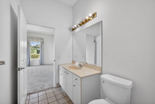 5649 Sea Biscuit Road, Palm Beach Gardens, FL 33418