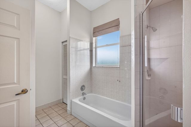 5649 Sea Biscuit Road, Palm Beach Gardens, FL 33418