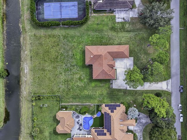 5649 Sea Biscuit Road, Palm Beach Gardens, FL 33418