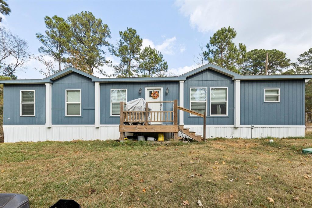 146 Marina Drive, Trinity, TX 75862