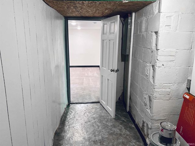 809 S Washington Street, Bloomington, IN 47401