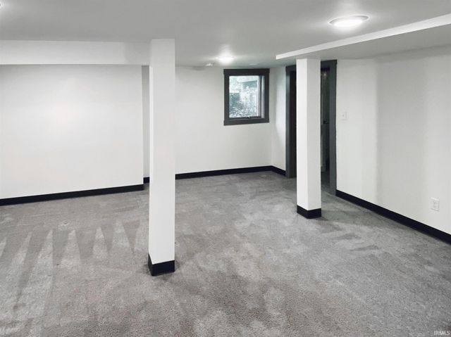 809 S Washington Street, Bloomington, IN 47401