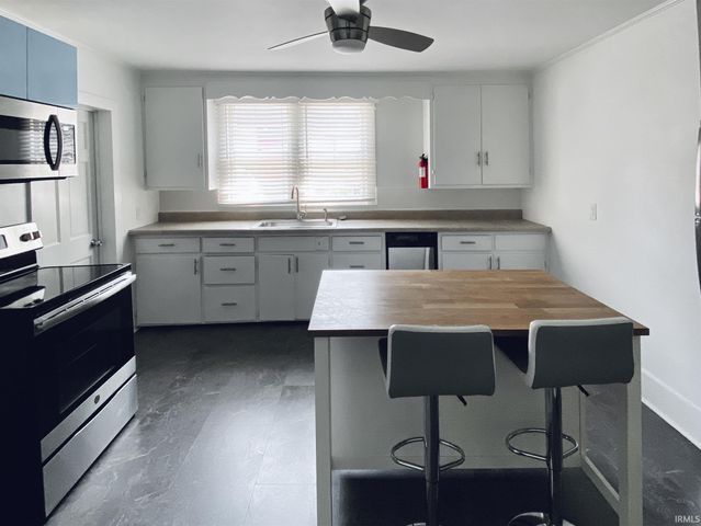 809 S Washington Street, Bloomington, IN 47401