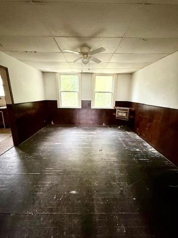 332 Old Campus Rd Road, Frenchburg, KY 40322